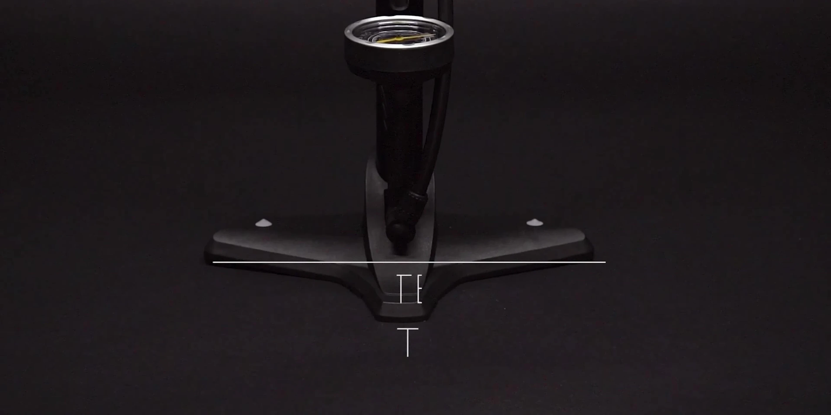 Close up of VeloChampion Pro gauge