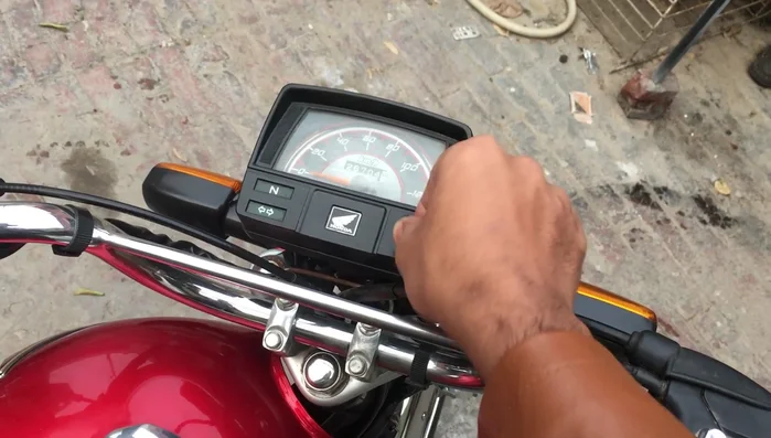 Identify the problem: The key is difficult to insert or remove from the ignition lock due to water damage.