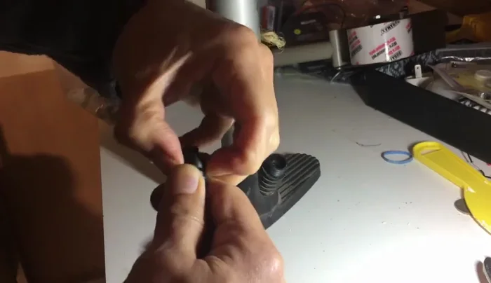 Remove the small cap at the end of the tube assembly.