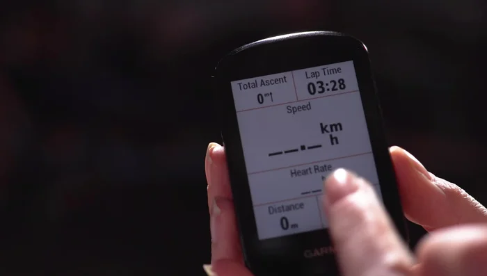 Customize your data screens. On the 830 and newer models, you can press and hold to edit directly on the fly. Choose relevant metrics like speed, distance, heart rate, power, etc.