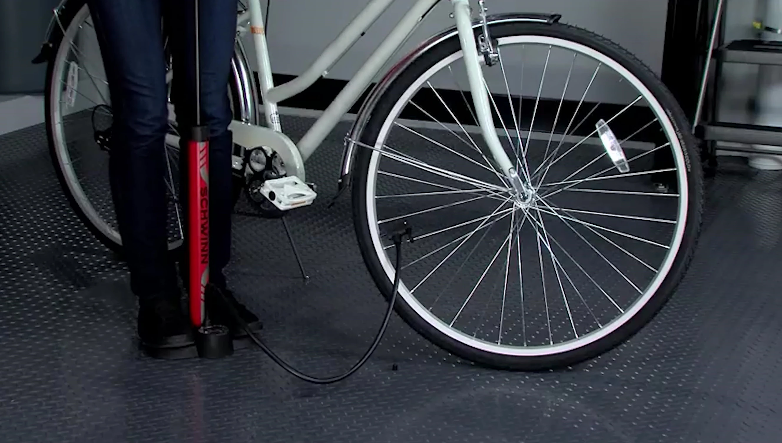 Schwinn Air Center pump base