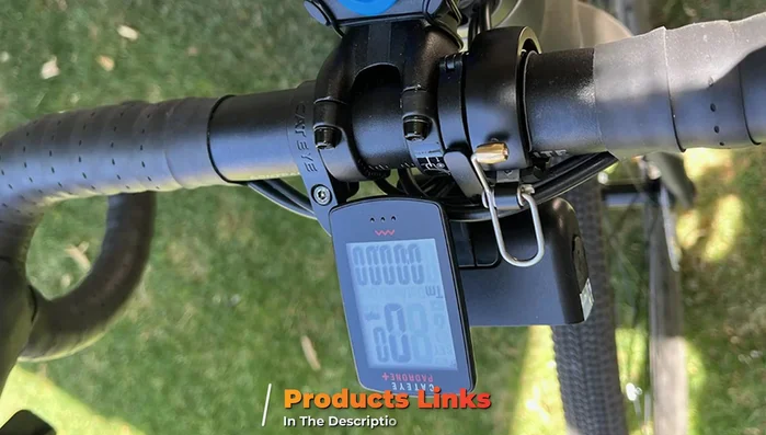 Review of Kque CC Rone Hwa: Small and discreet, tracks basic metrics, low battery alert, manual data input.