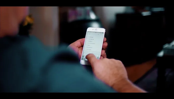 Smartphone setup: Download a suitable cycling app (free or paid options available). Consider Strava's built-in cycling computer functionality.