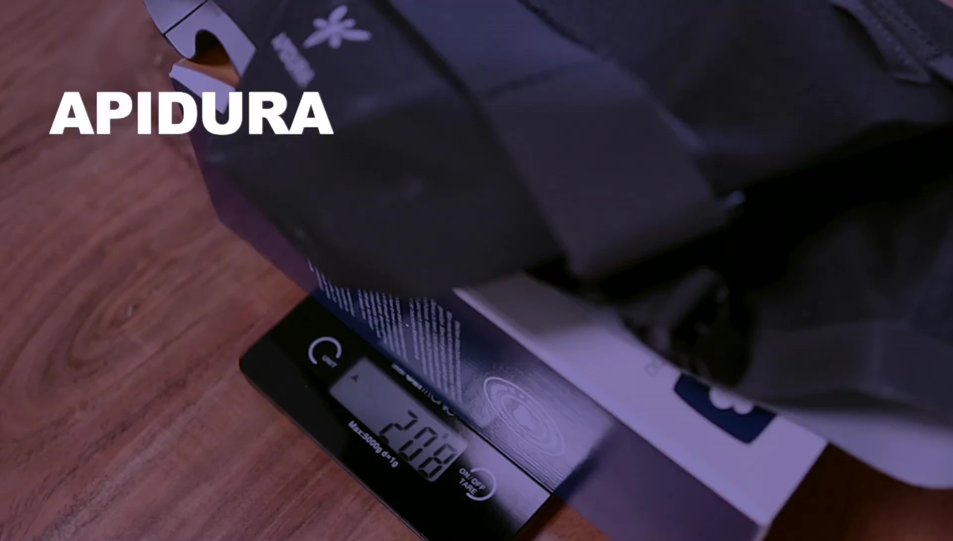 Apidura Racing saddle bag and its weight