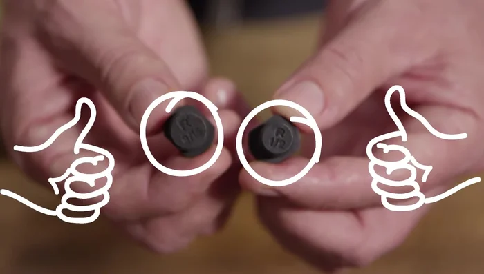 Apply a small amount of grease to the threads of the new pedals.