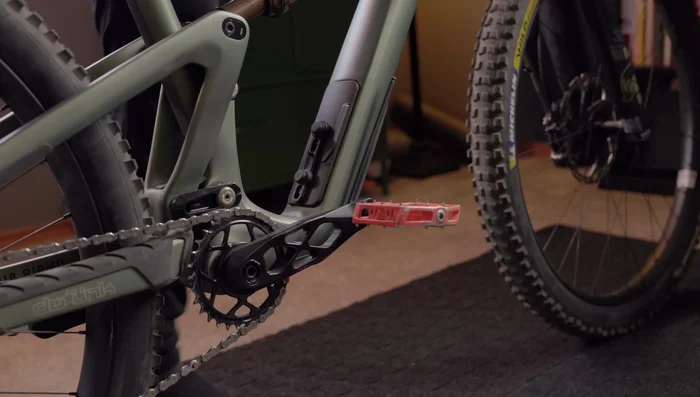 Once loose, unscrew the pedal completely.