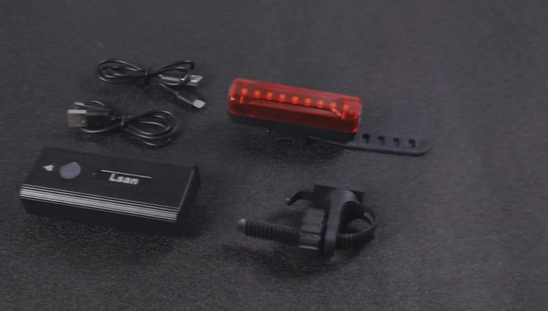 Highlighting the brightness of the ELSON P113 headlight