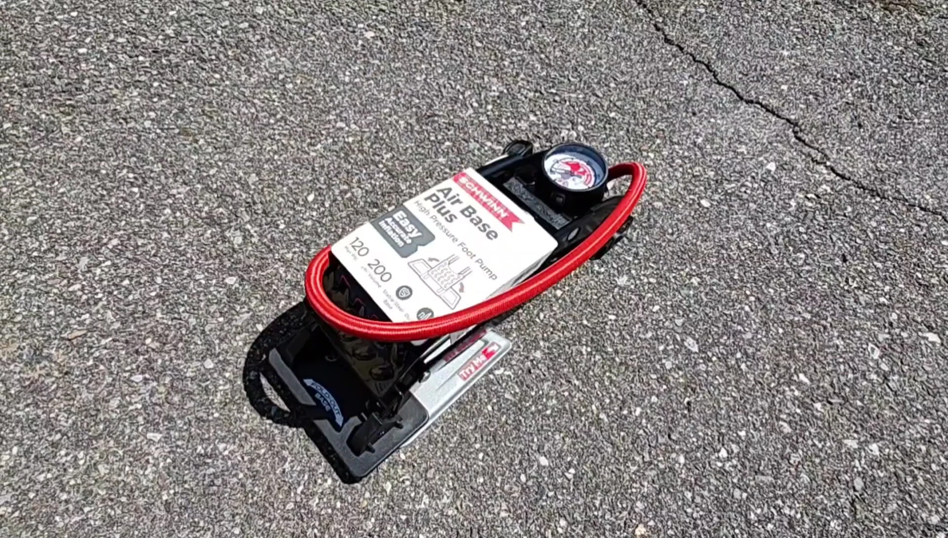 Close-up of the Schwinn Air Base High-Pressure foot pump