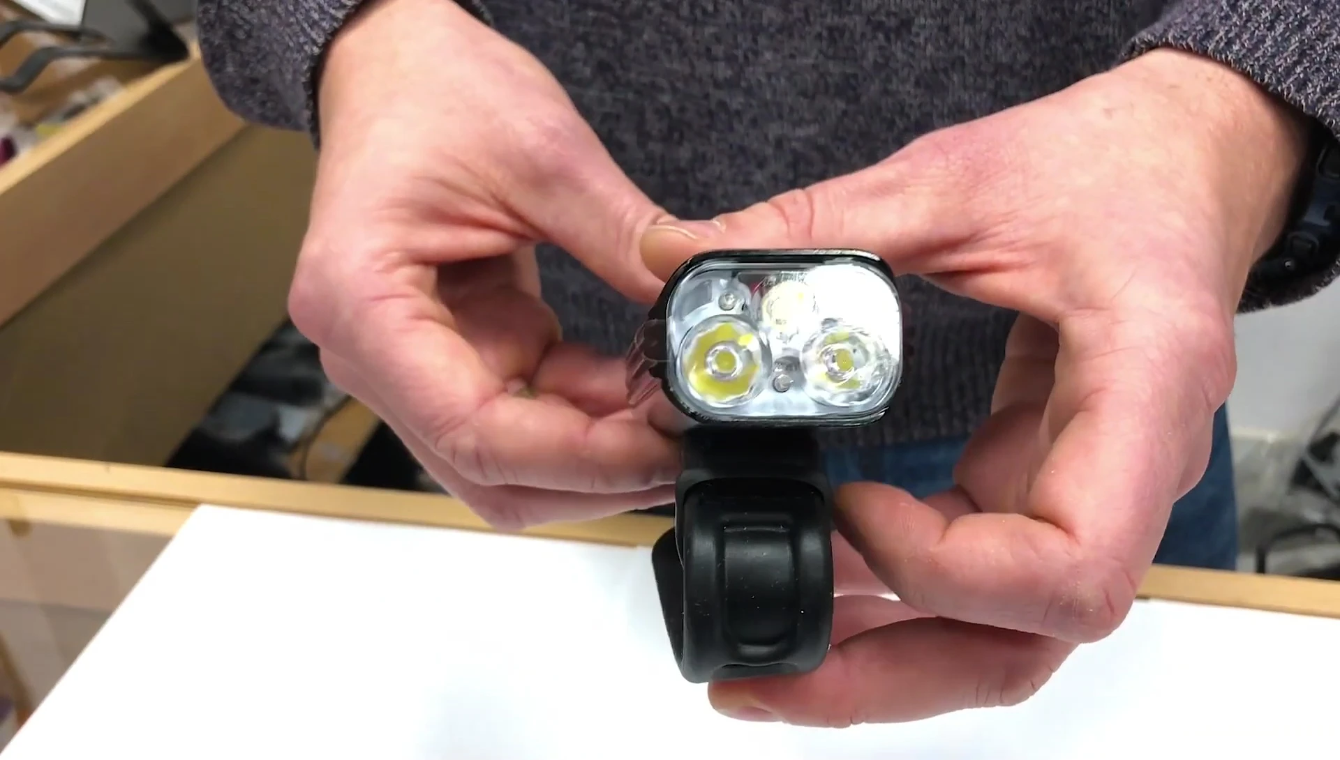 Highlighting the Lezyne's 180-degree visibility feature.