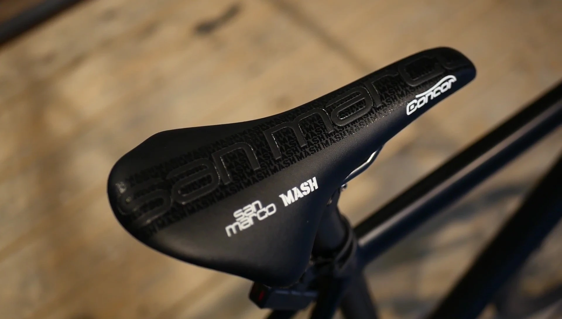 Image highlighting different thigh sizes and saddle shapes