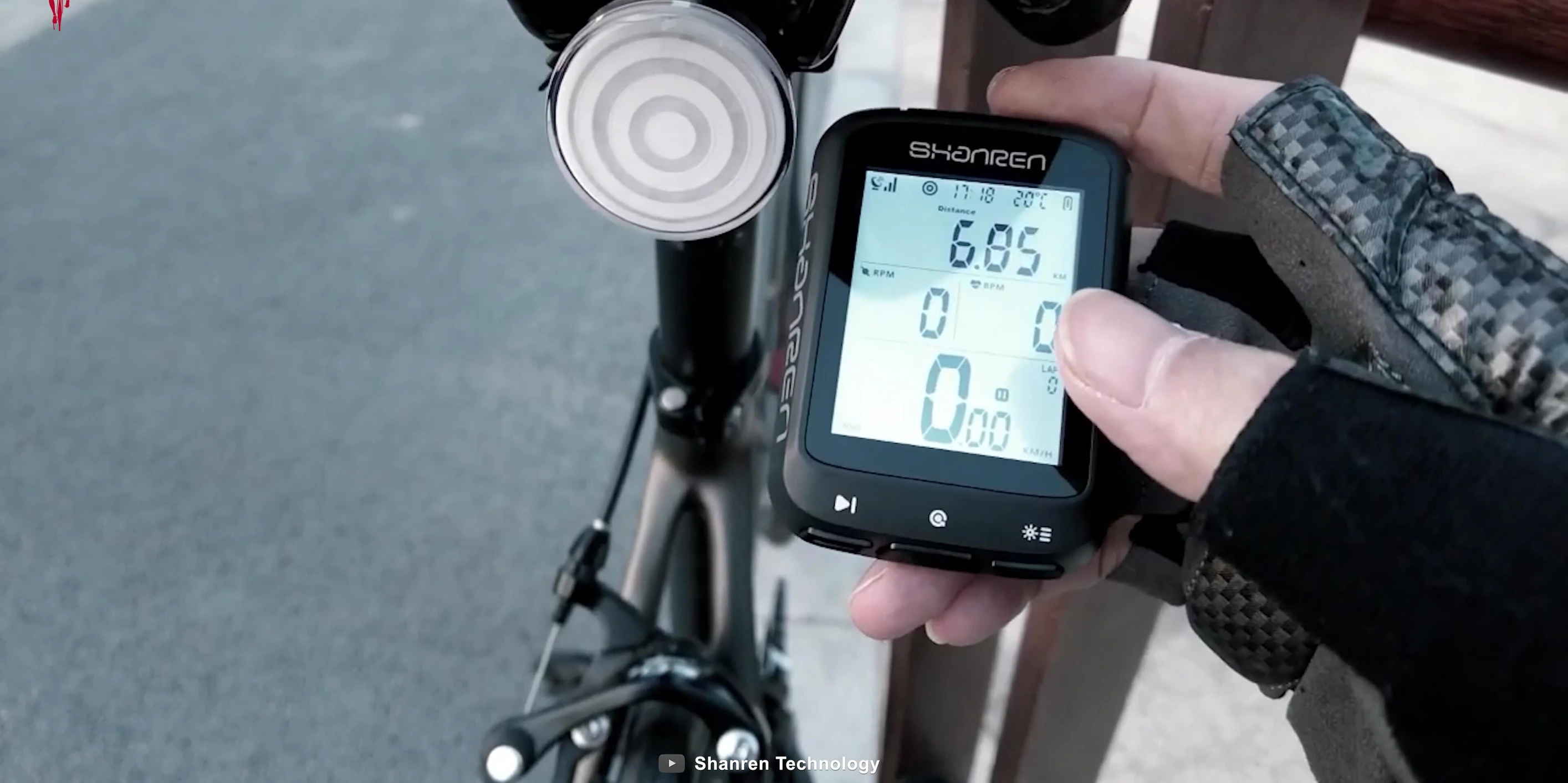 Garmin Edge 1040 Solar GPS cycling computer