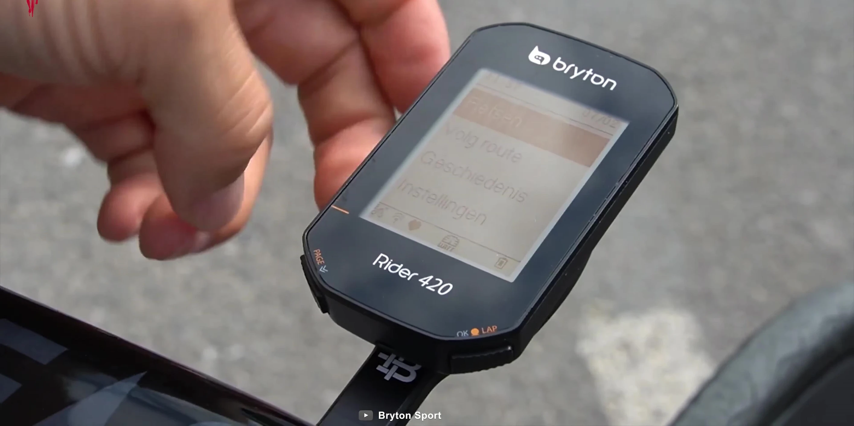Bryton Rider display showing training data