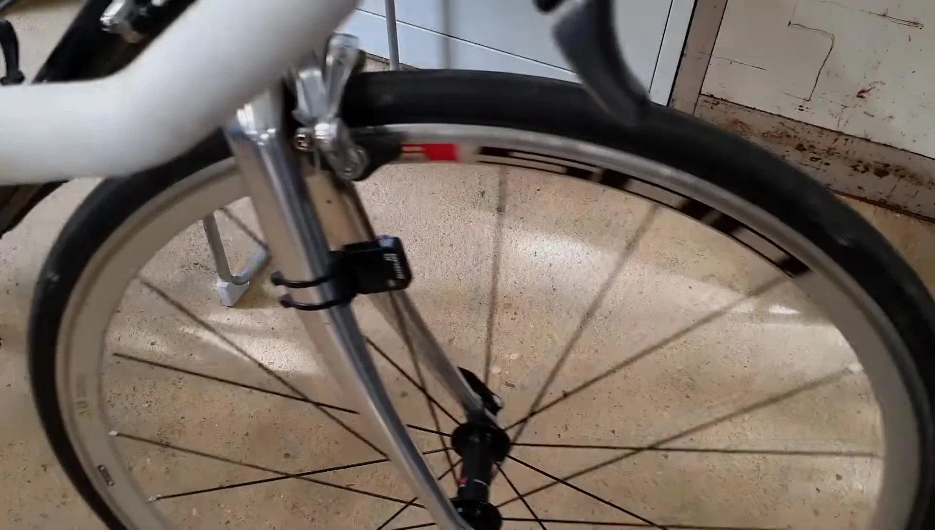 Bike computer mounted on handlebars