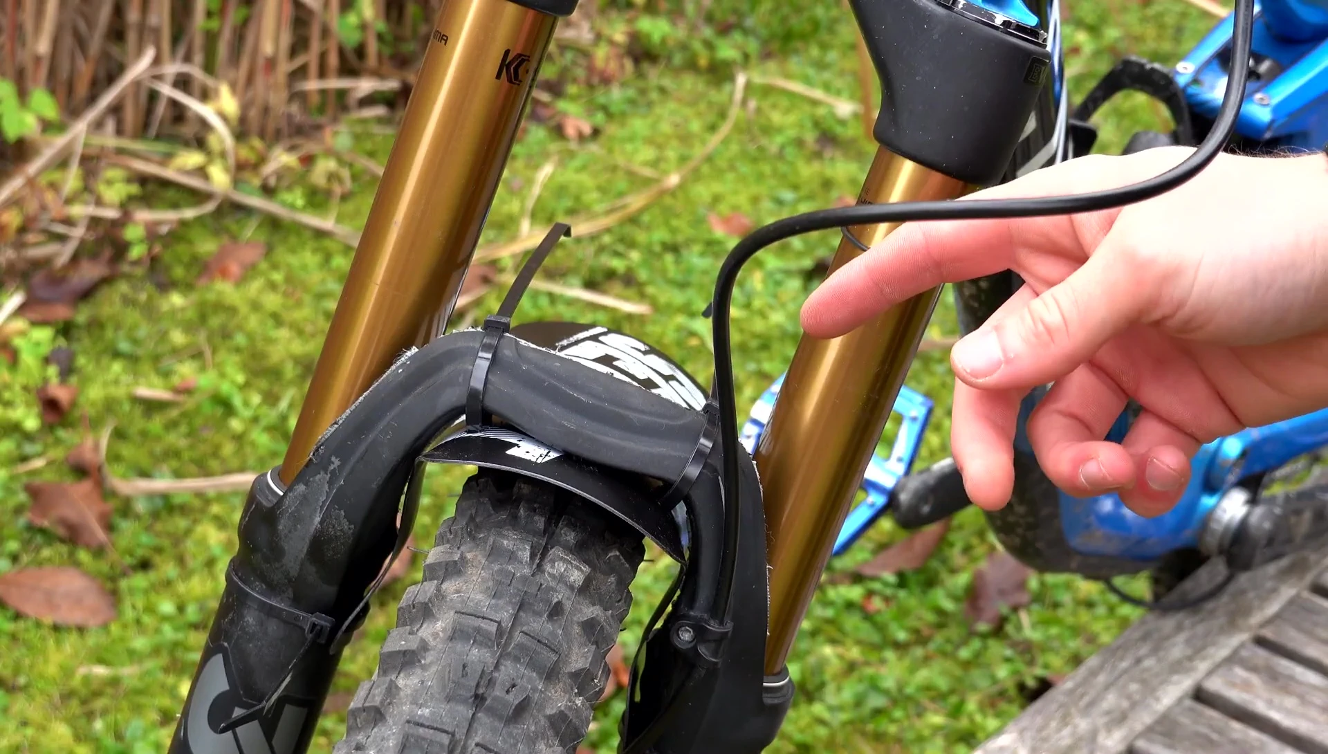 Trimming excess cable ties