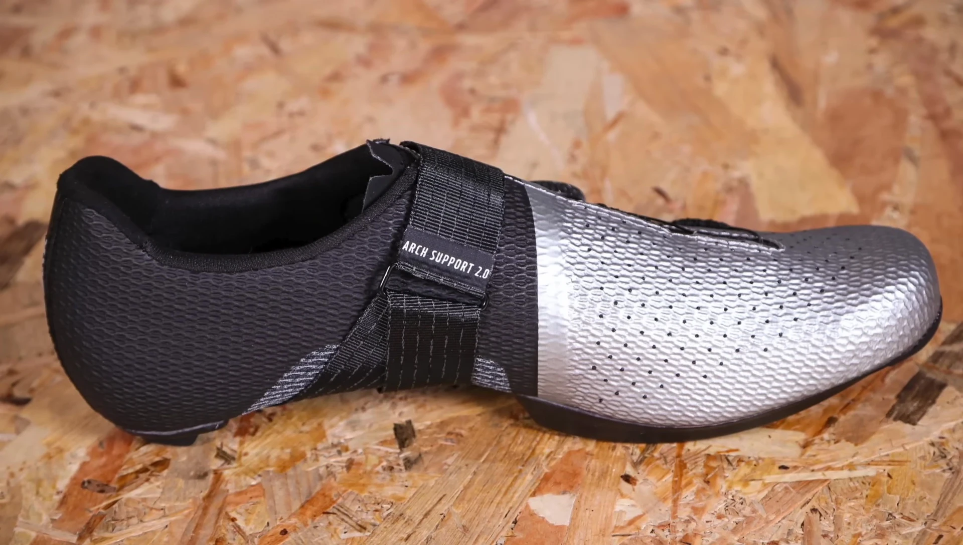 Inside of Fizik Vento Stabilita shoe showing adjustable arch support