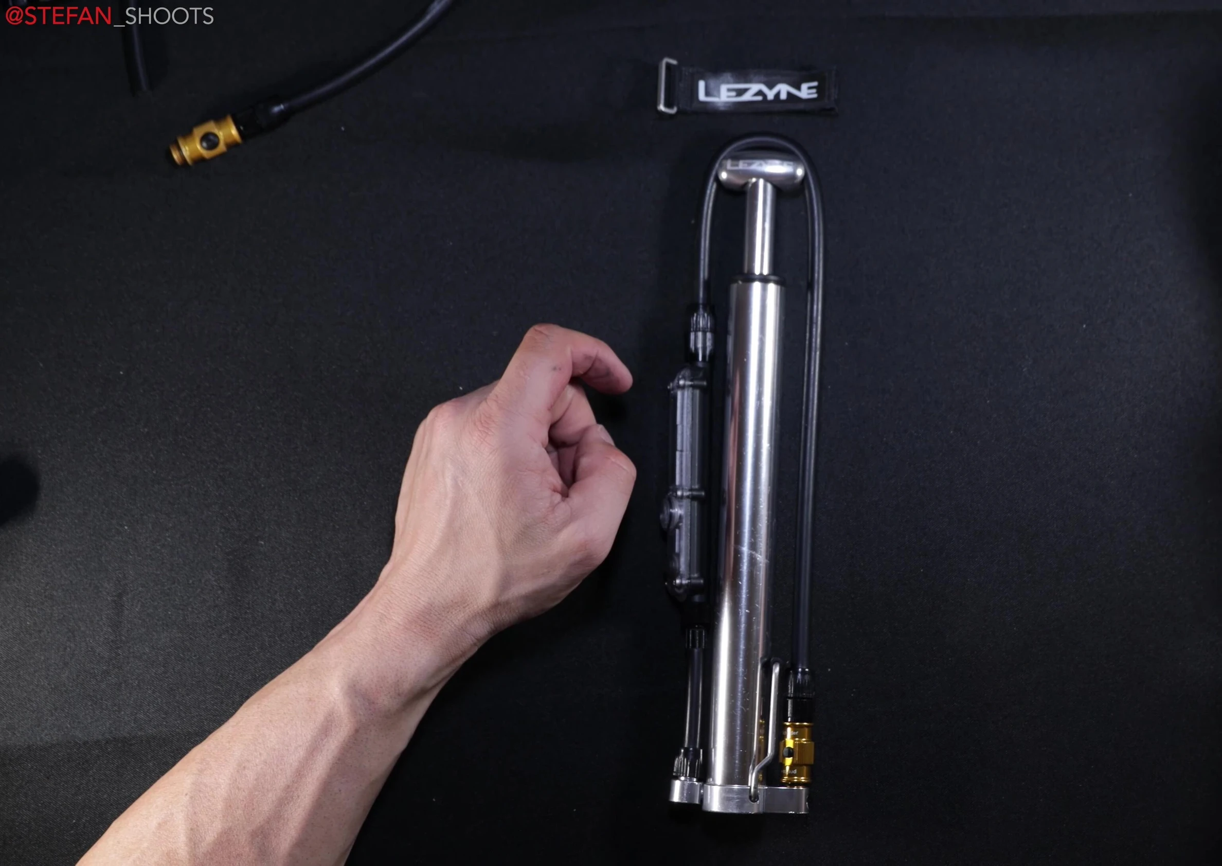 Spring-loaded LEZYNE pump