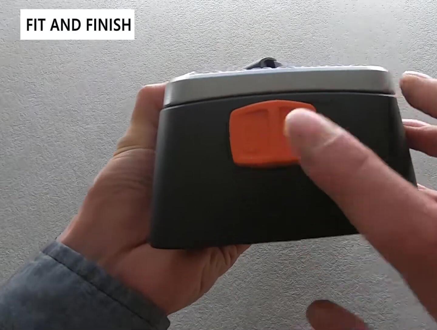 The lock and unlock button.