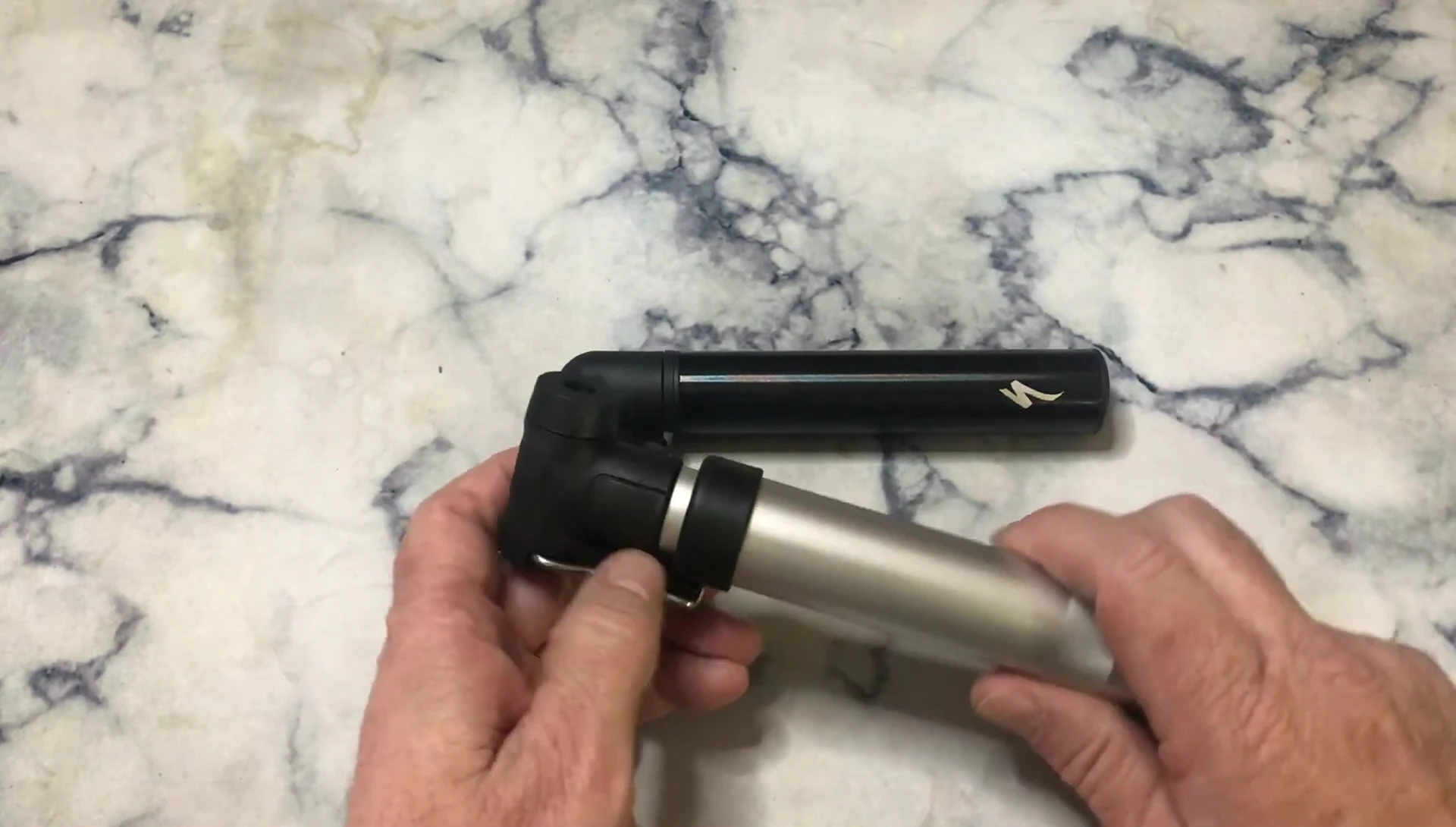 Crankbrothers pump connection