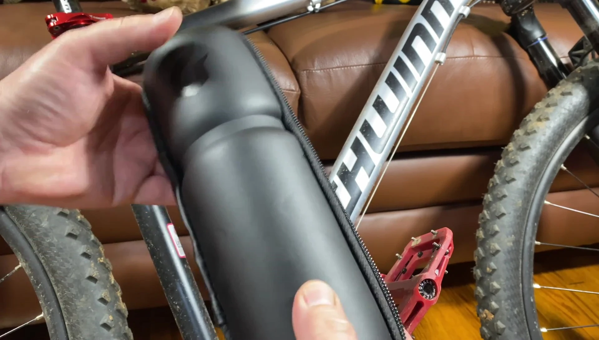 The semi-rigid carrying case