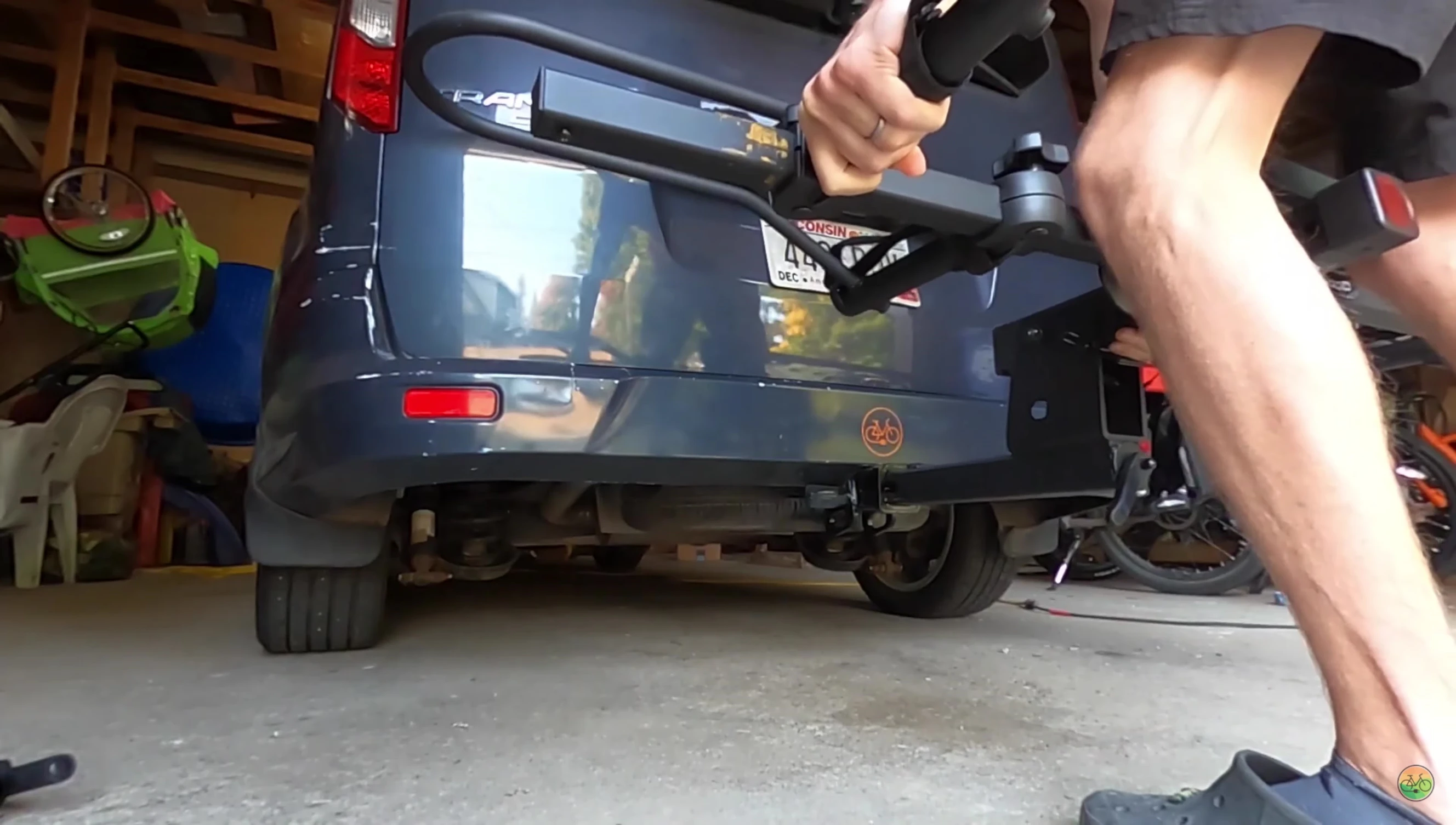 The Hollywood Racks Sport Rider shown on a vehicle.