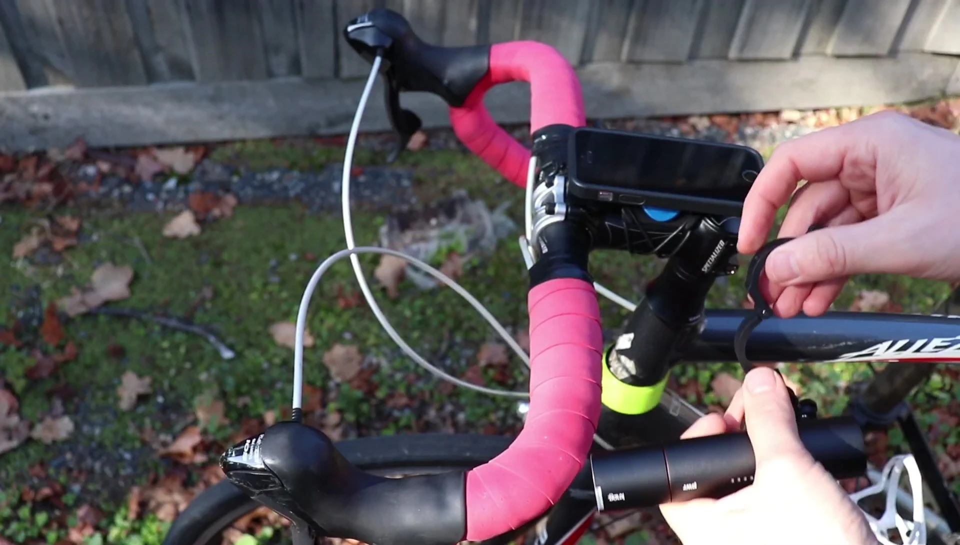 Mounting the light under the handlebar