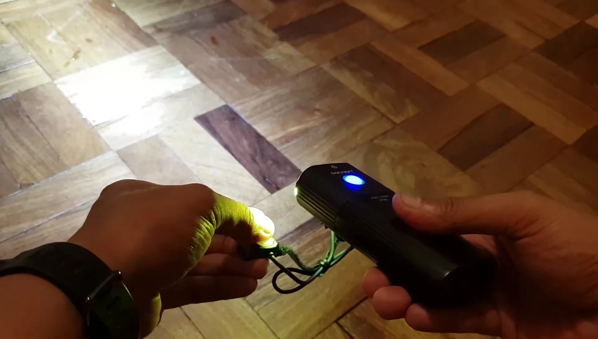Demonstrating the different brightness modes