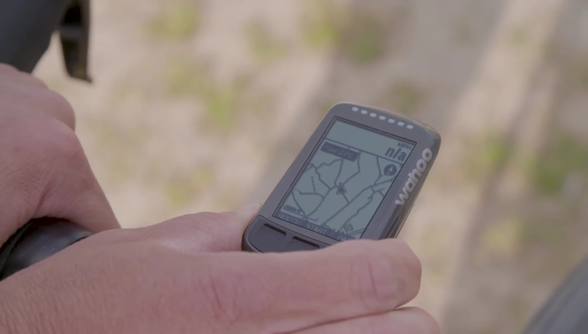 Emphasis on the ease of setup via smartphone app.