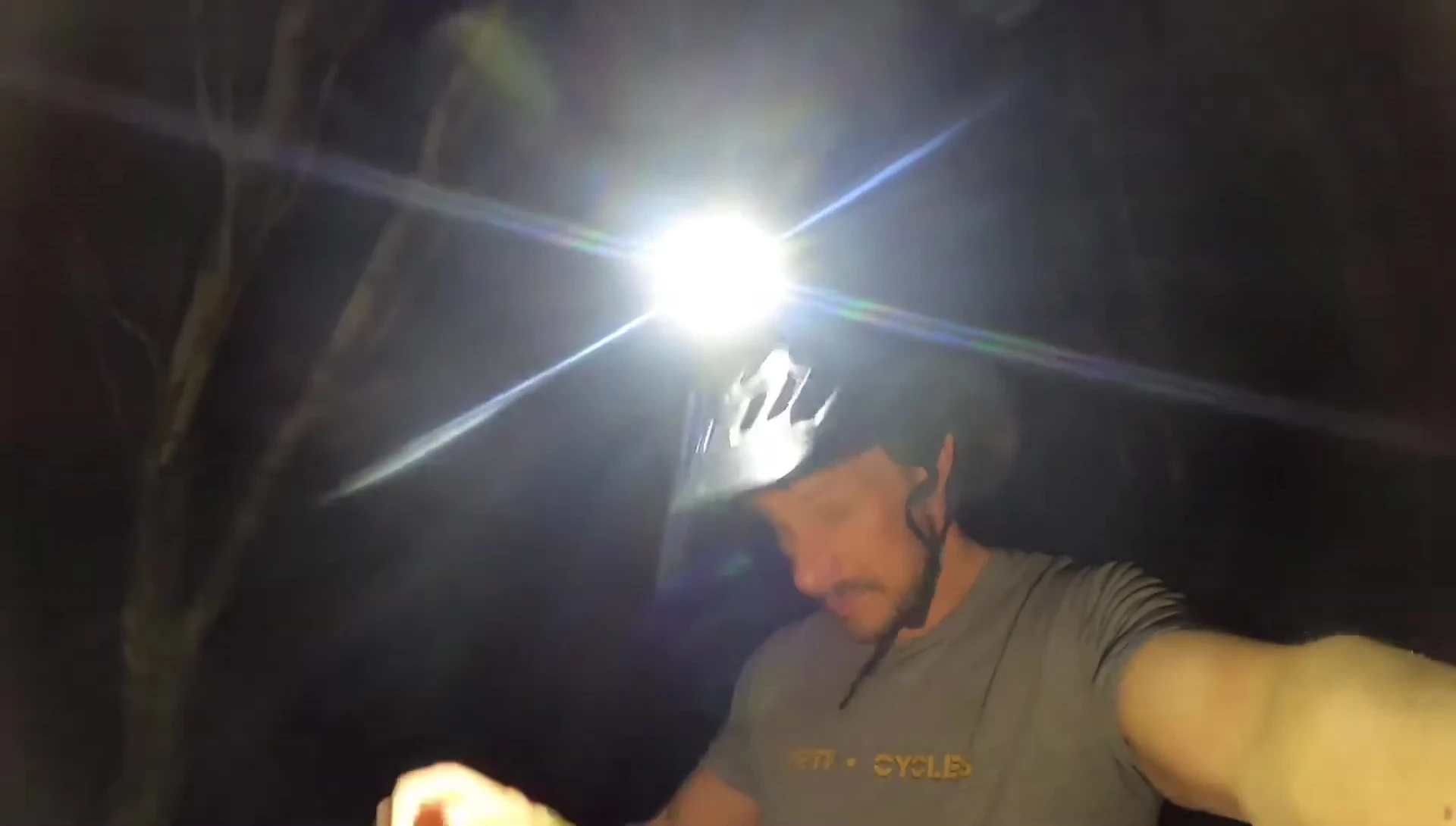 Battery indicator showing the light is transitioning to amber.