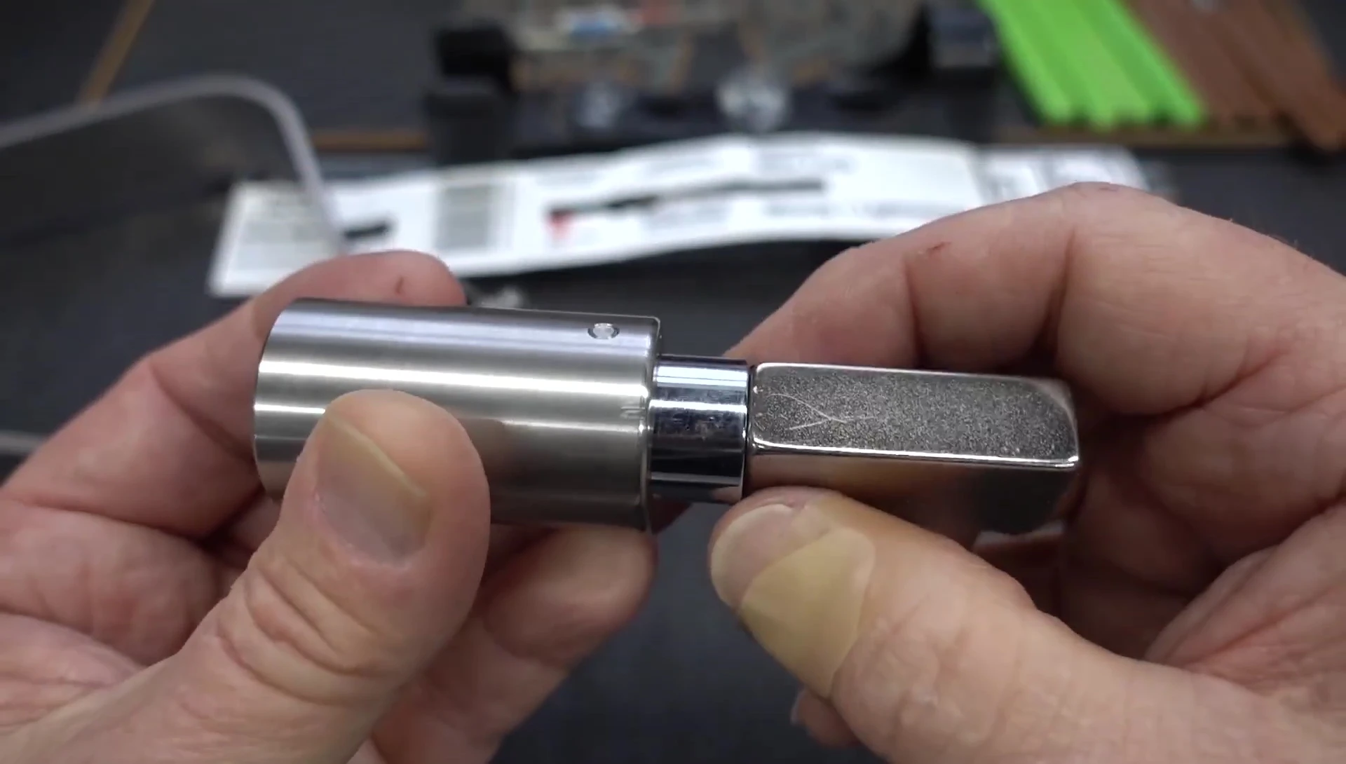 Steel tensioning disc inside the lock