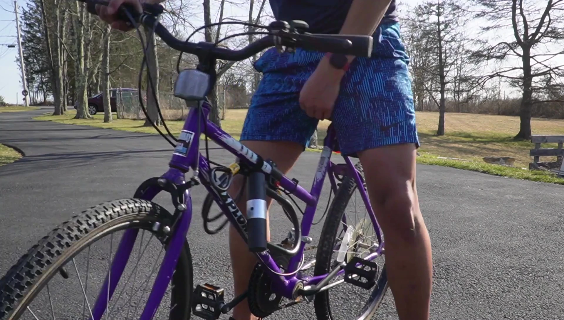 The lock swinging slightly during turns