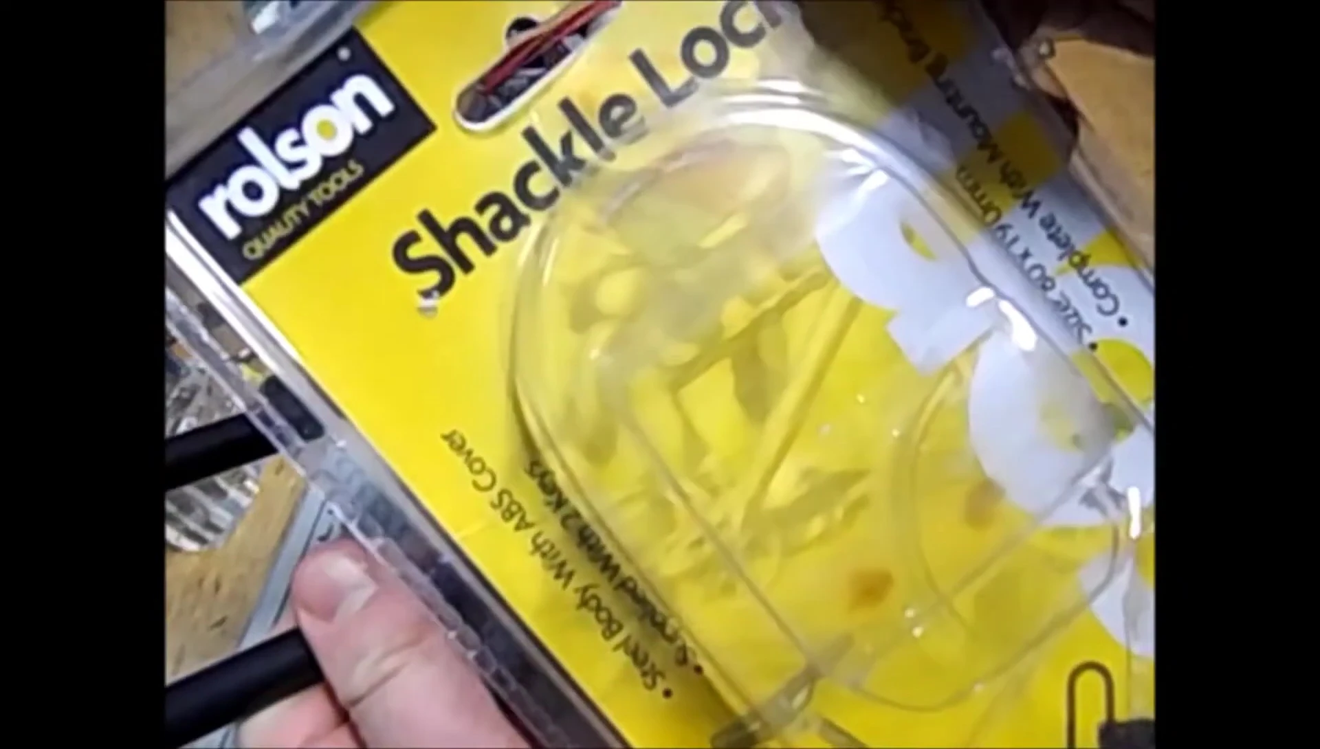 Close-up of the Rolson Shackle Lock