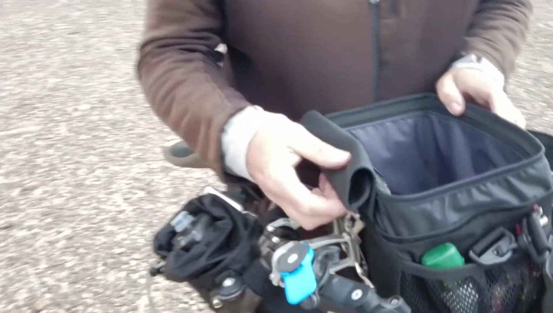Velcro strap on the back for carrying off the bike