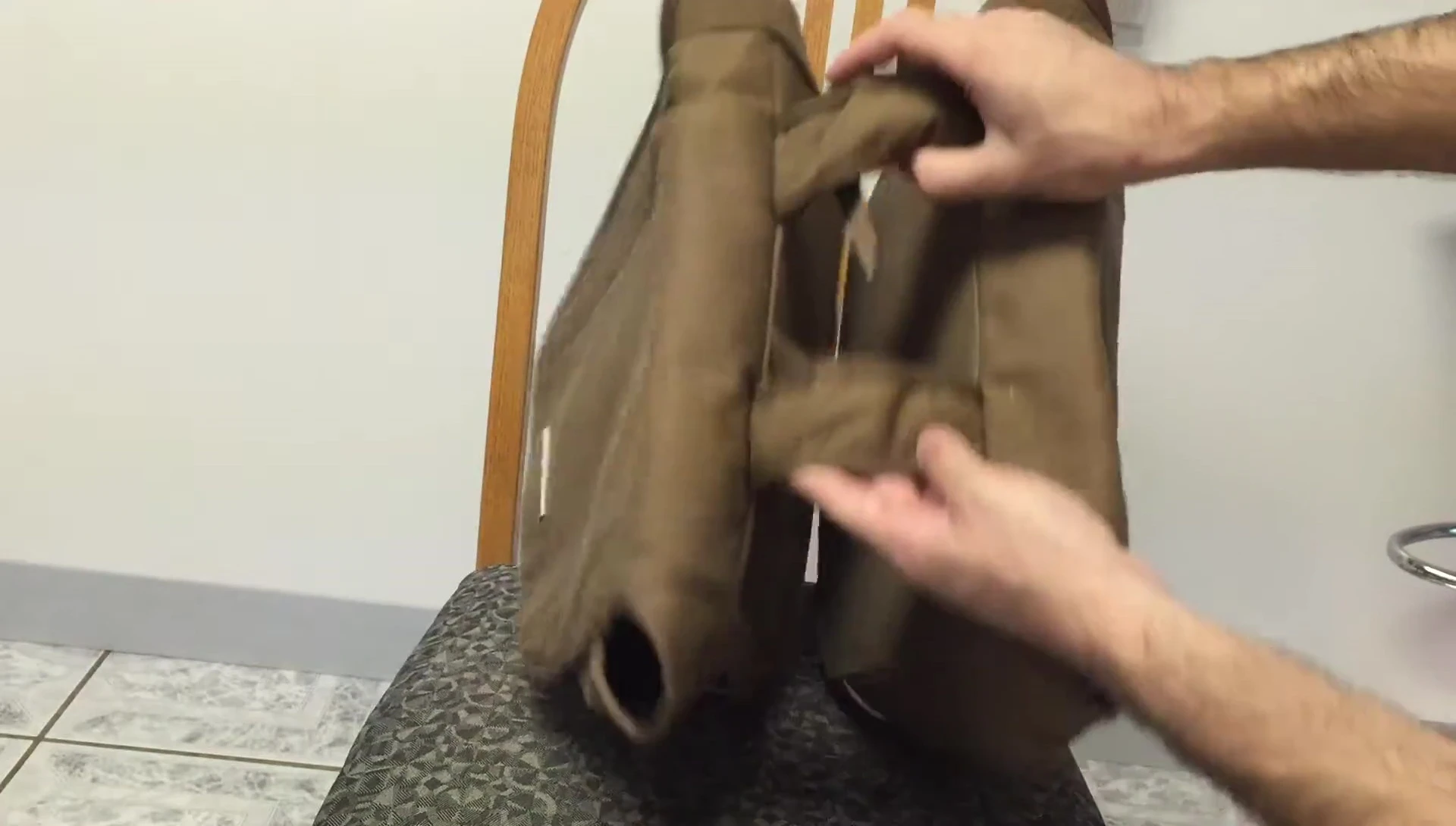 Close-up of the mounting straps and buckles