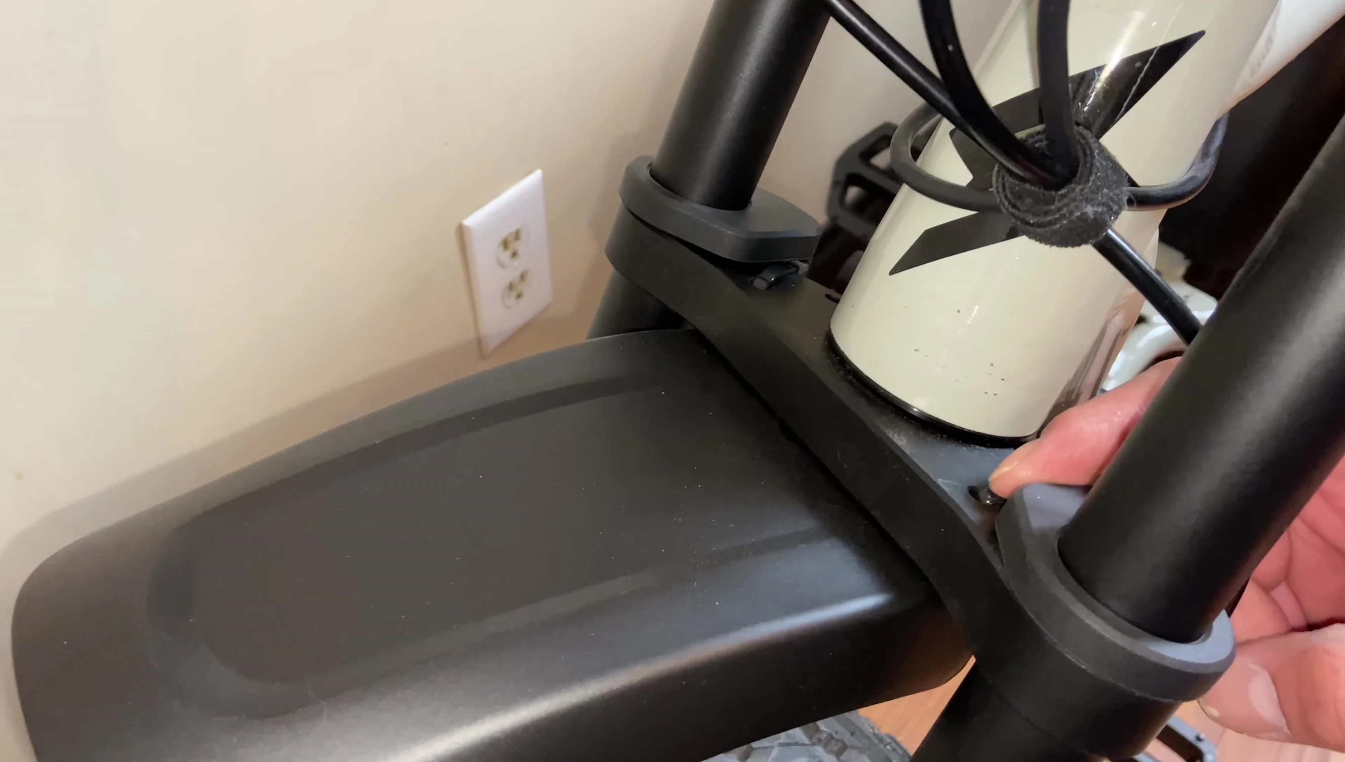 Using zip ties to secure the front fender