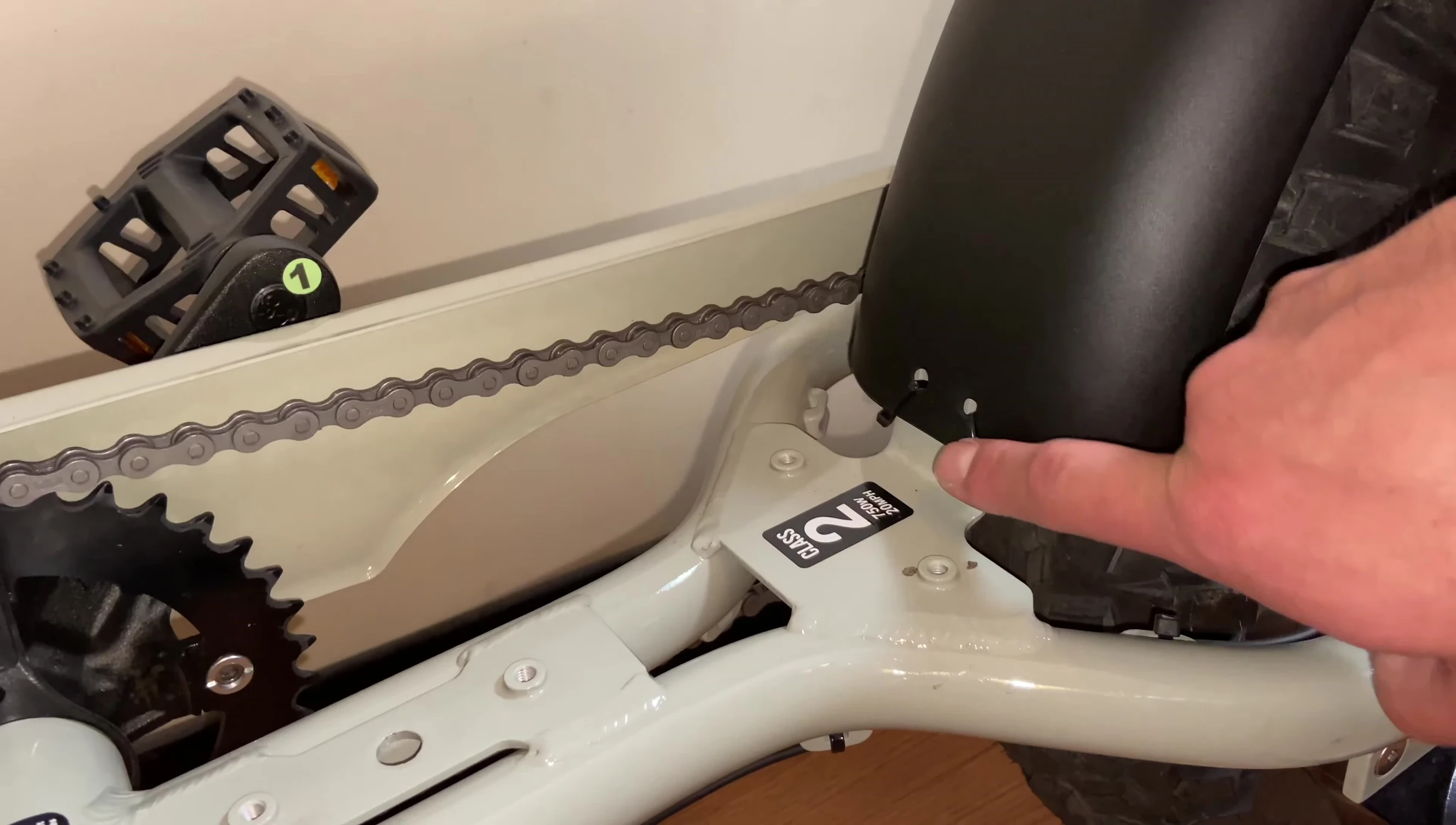 Using zip ties to secure the rear fender