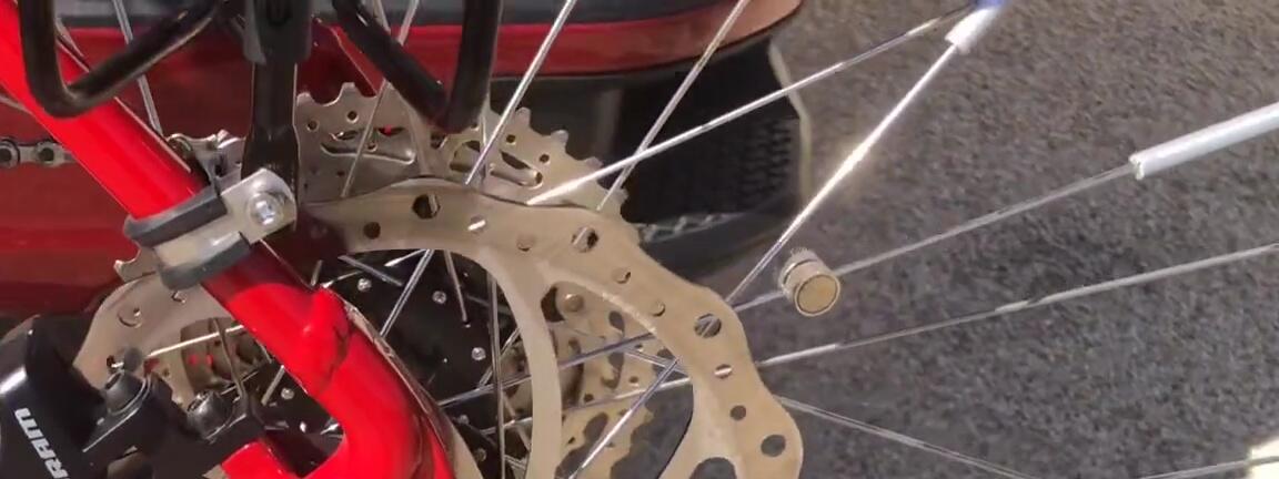 Close-up of the new 200-millimeter rear rotor.