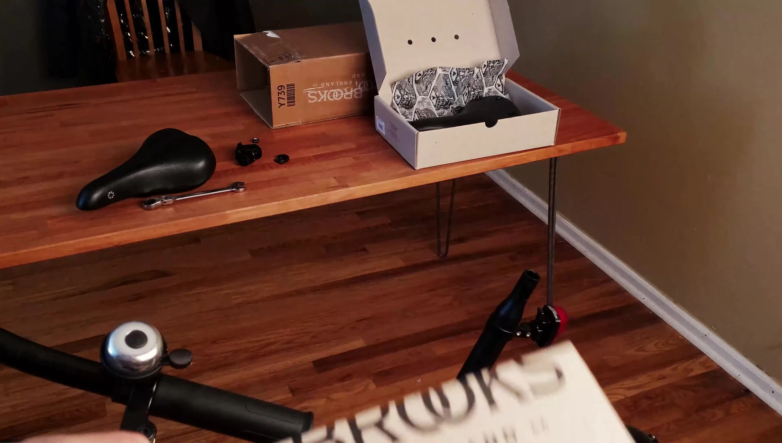 The reviewer packing up the Brooks C67 saddle.