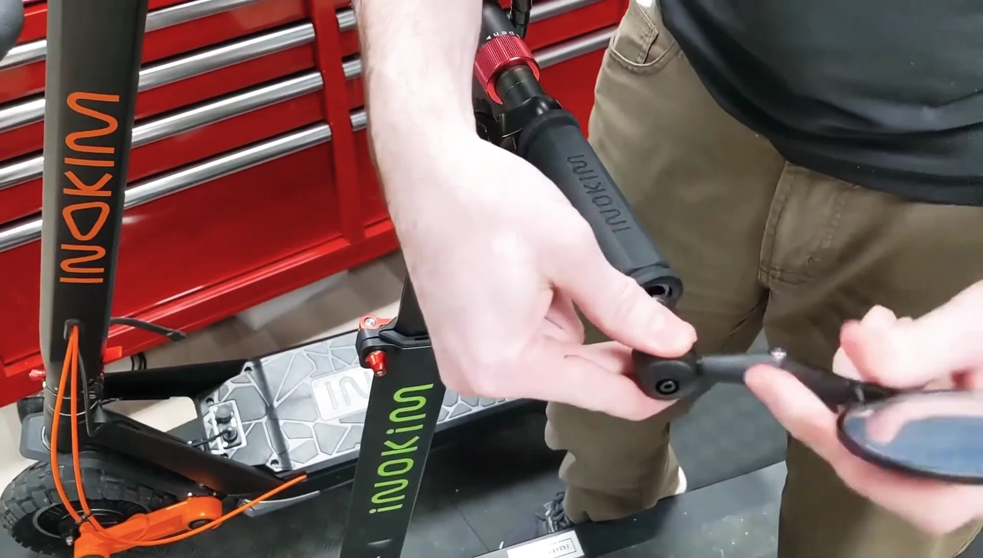 Installing the mirror