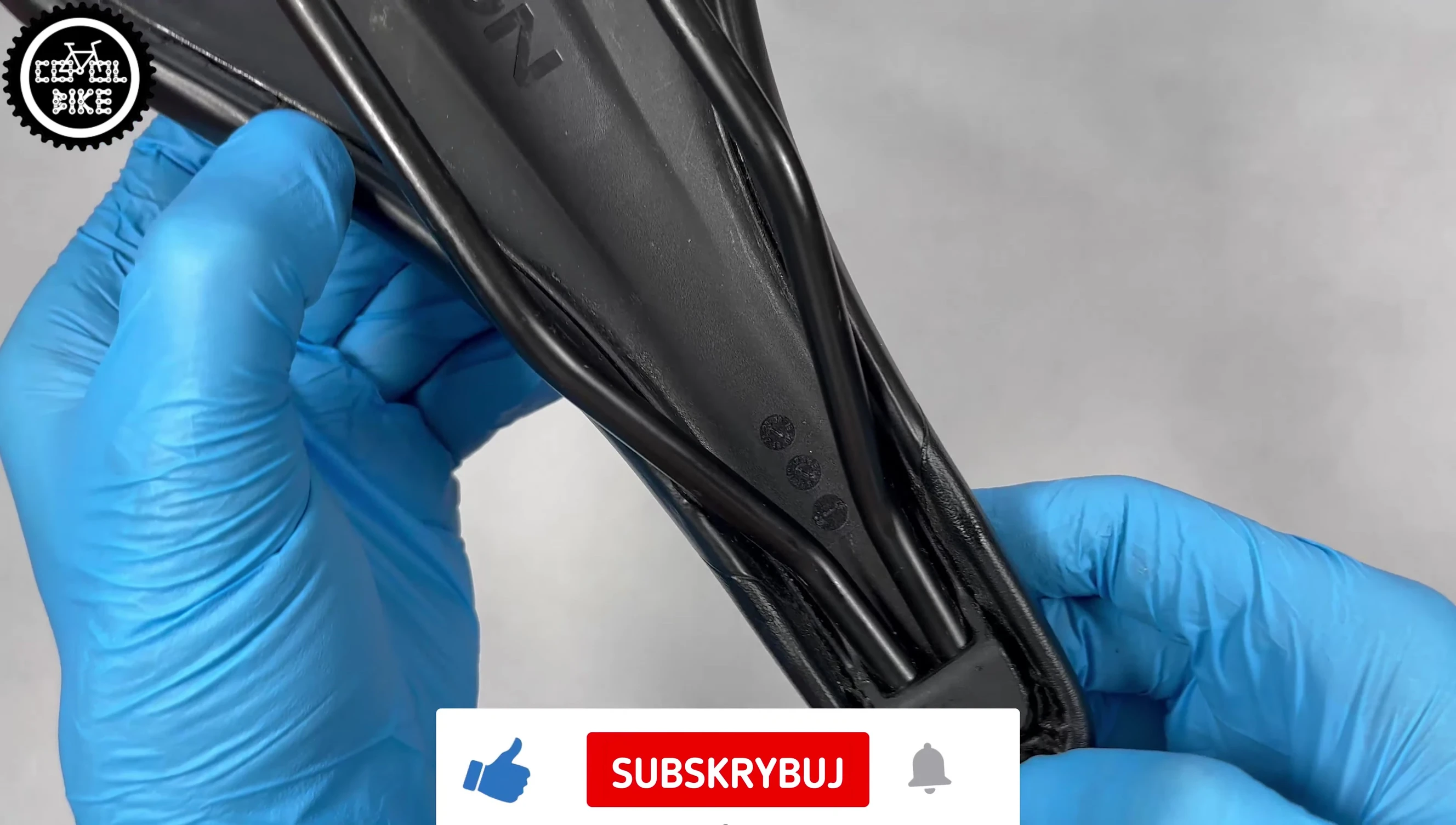 The reviewer summarizing their impressions of the saddle.