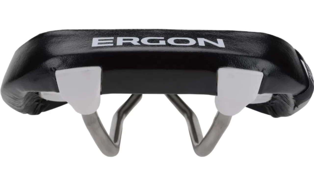 Detailed view of the flexible railing system attached to the saddle.