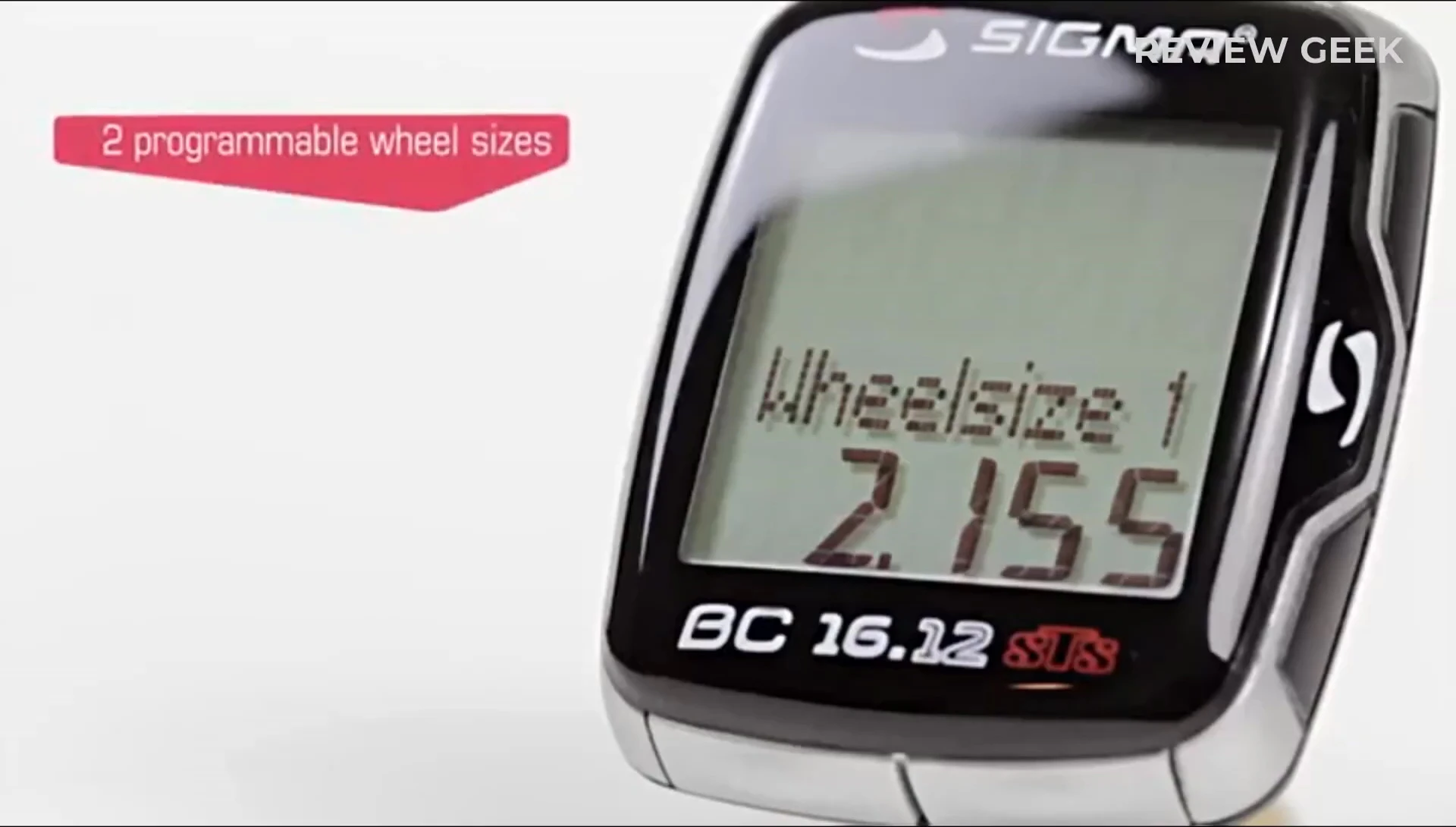 Close-up of the Magellan Cyclo BC 1612 cycling computer highlighting adjustable wheel size settings