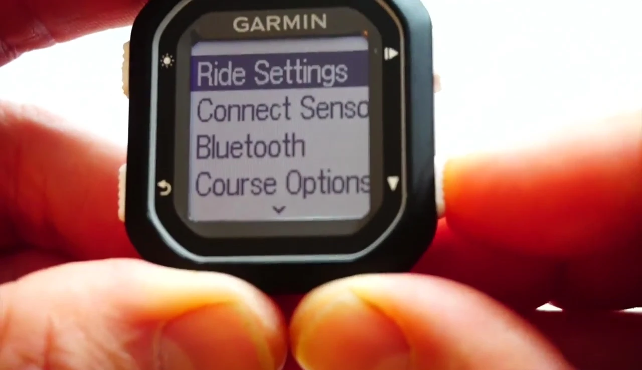 Screen showing ANT+ and Bluetooth connectivity options