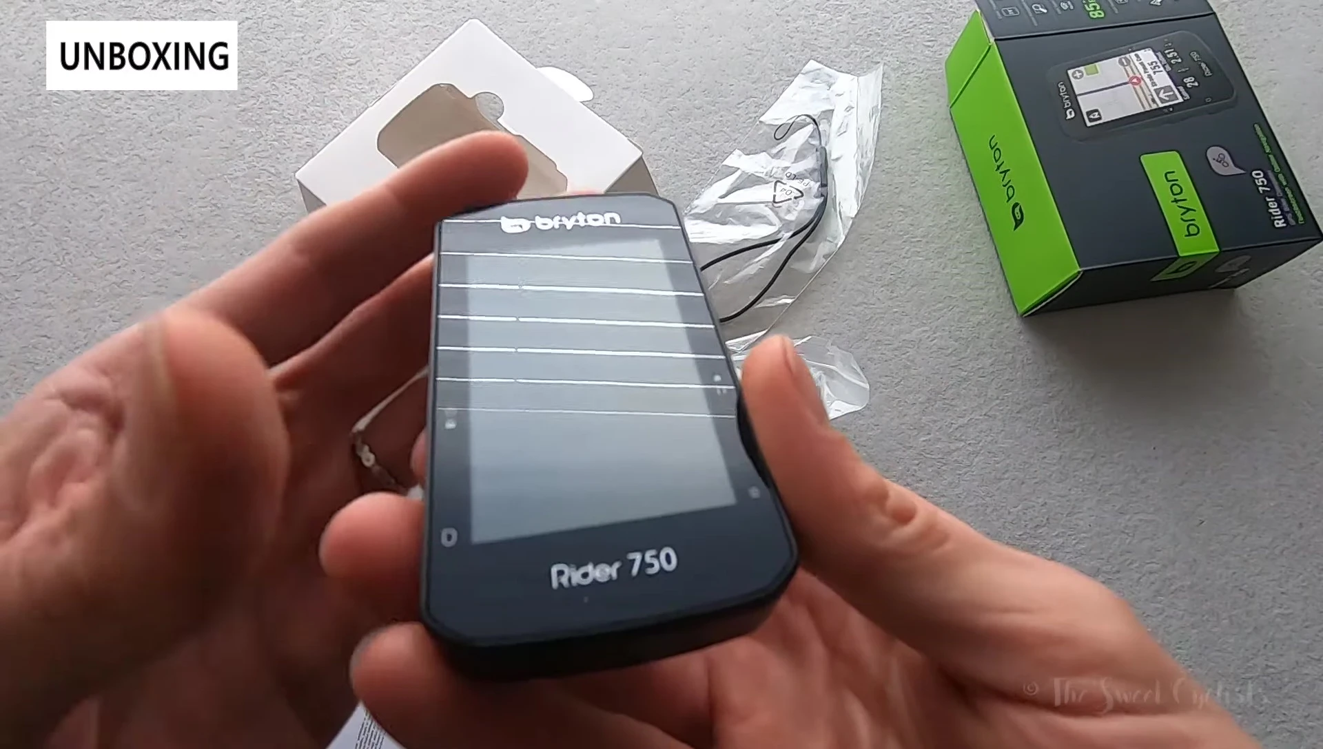 Contents of the Bryton Rider 750 box