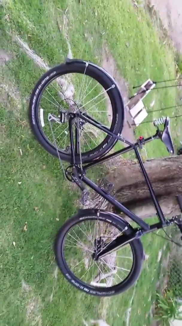 The Thorn Proof tubes installed in the tires.