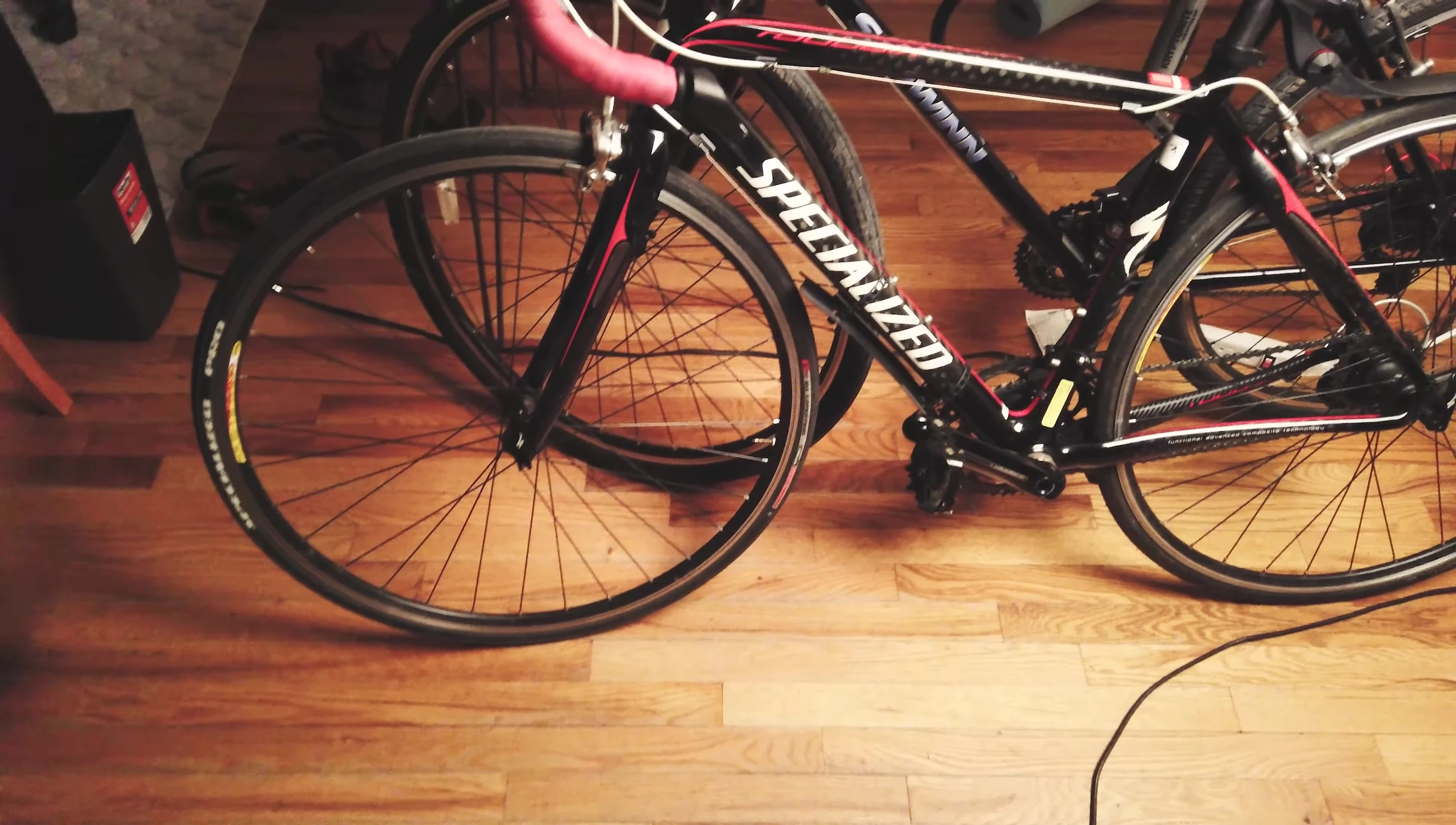 Summary shot of the fender set on the bike
