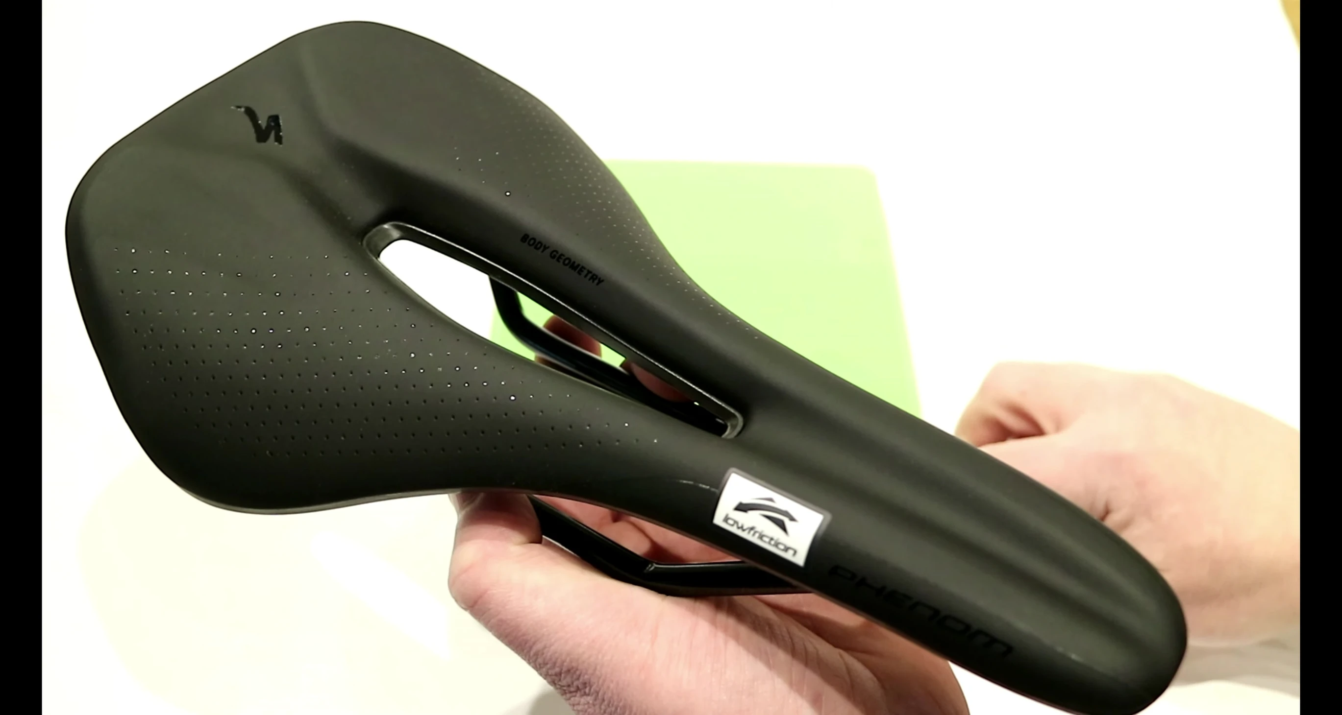 Weight display of the saddle