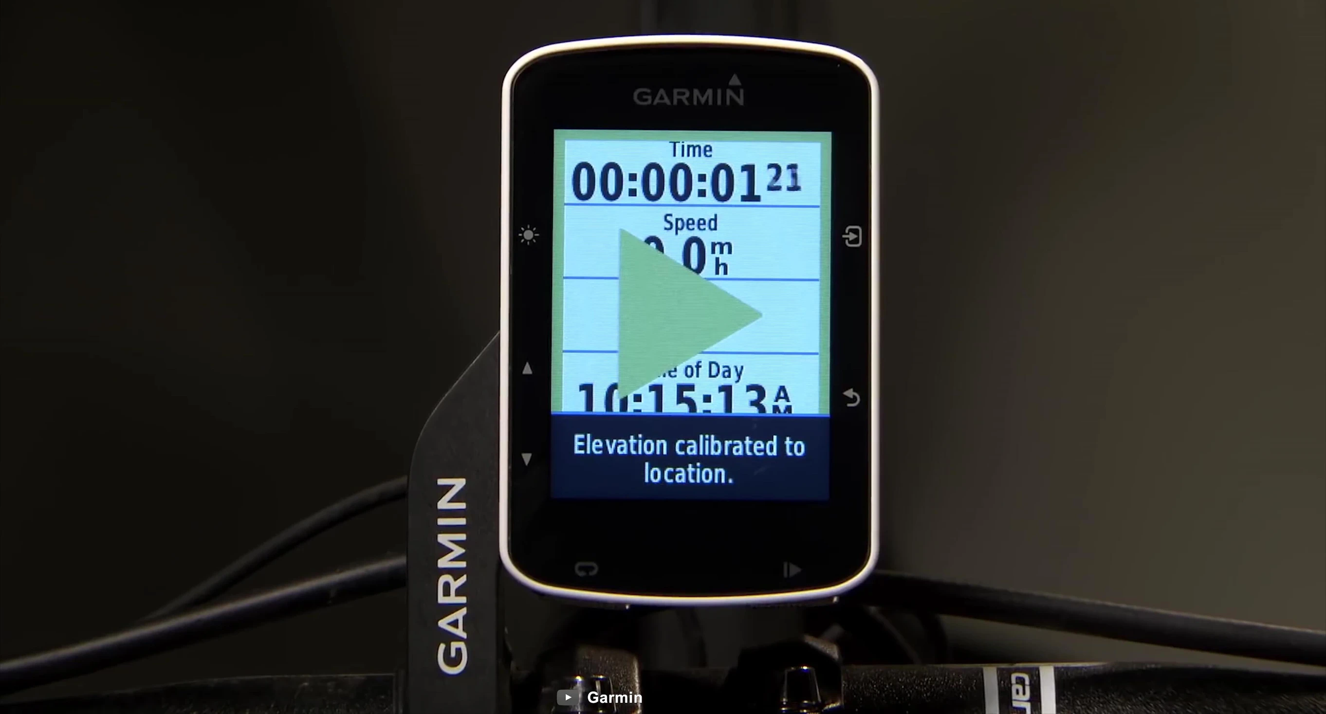 Edge 520 Plus showing data display during a ride