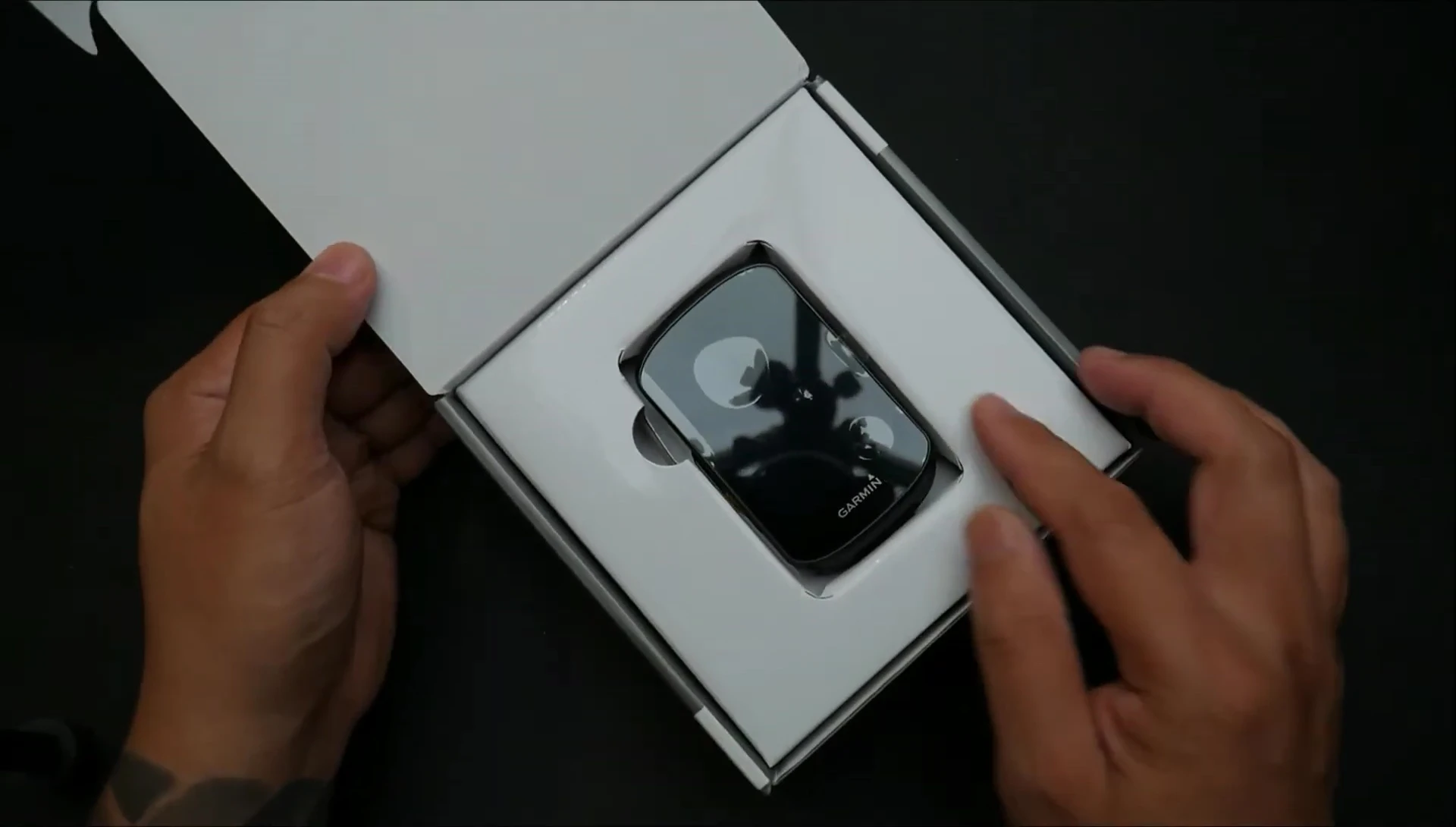 Close-up shot of the Garmin Edge 530 device still in its packaging.