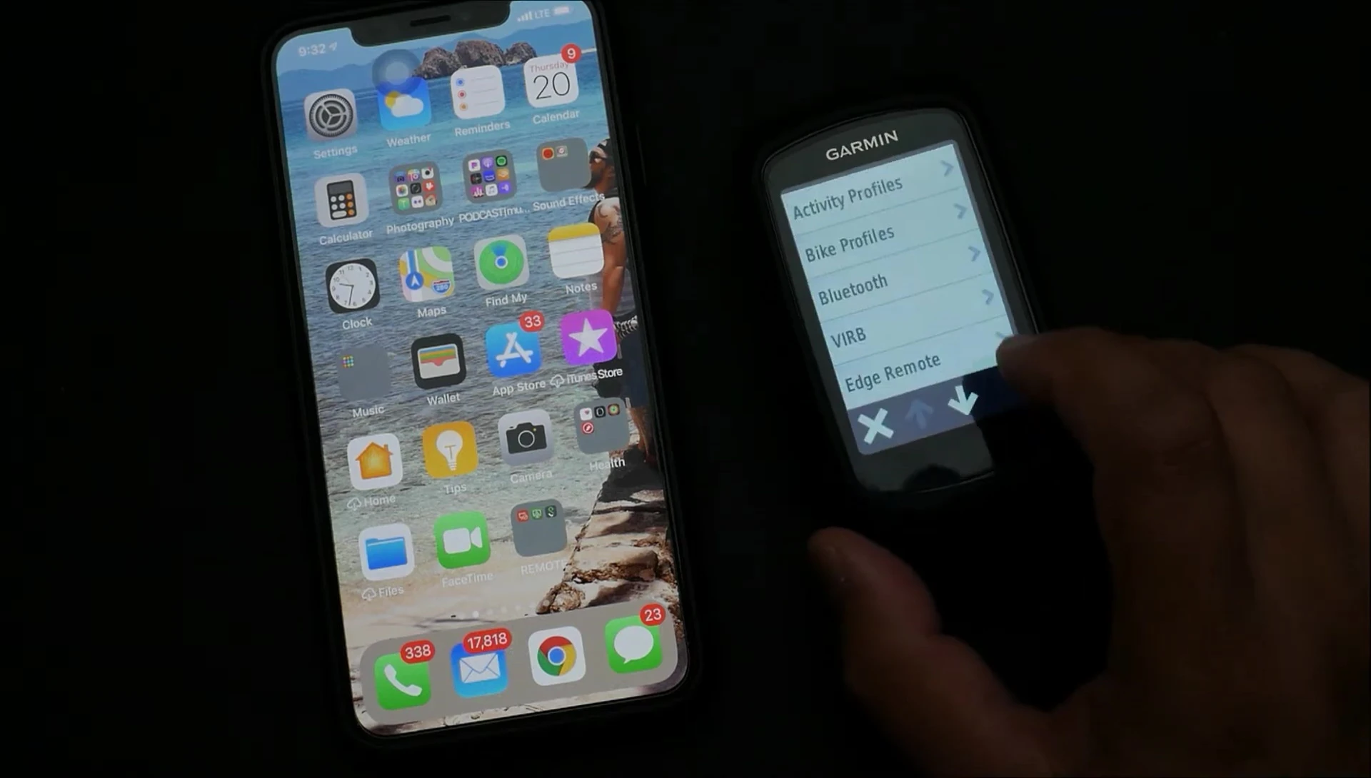 Screenshot showing successful pairing of the older 810 device with the smartphone.