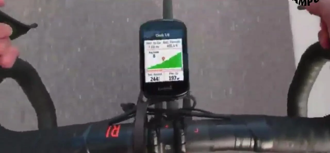 Image illustrating the Edge 830's connectivity options